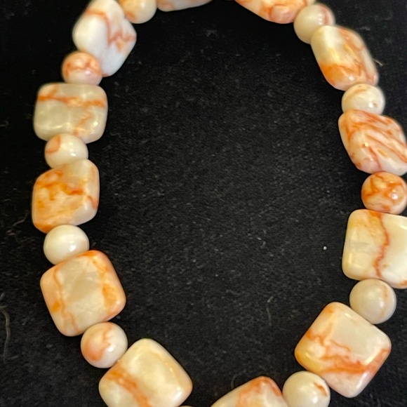 Martha gemstone beaded bracelet - Picture 3 of 3